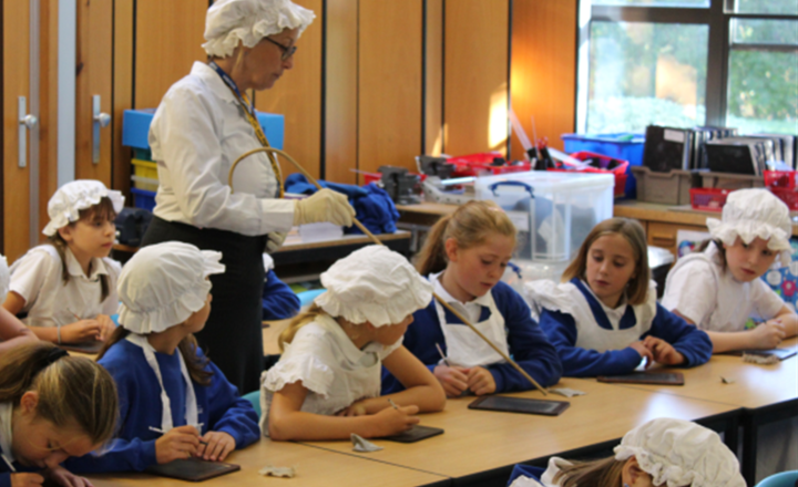 Image of Class 5 & 6 experience Victorian School!